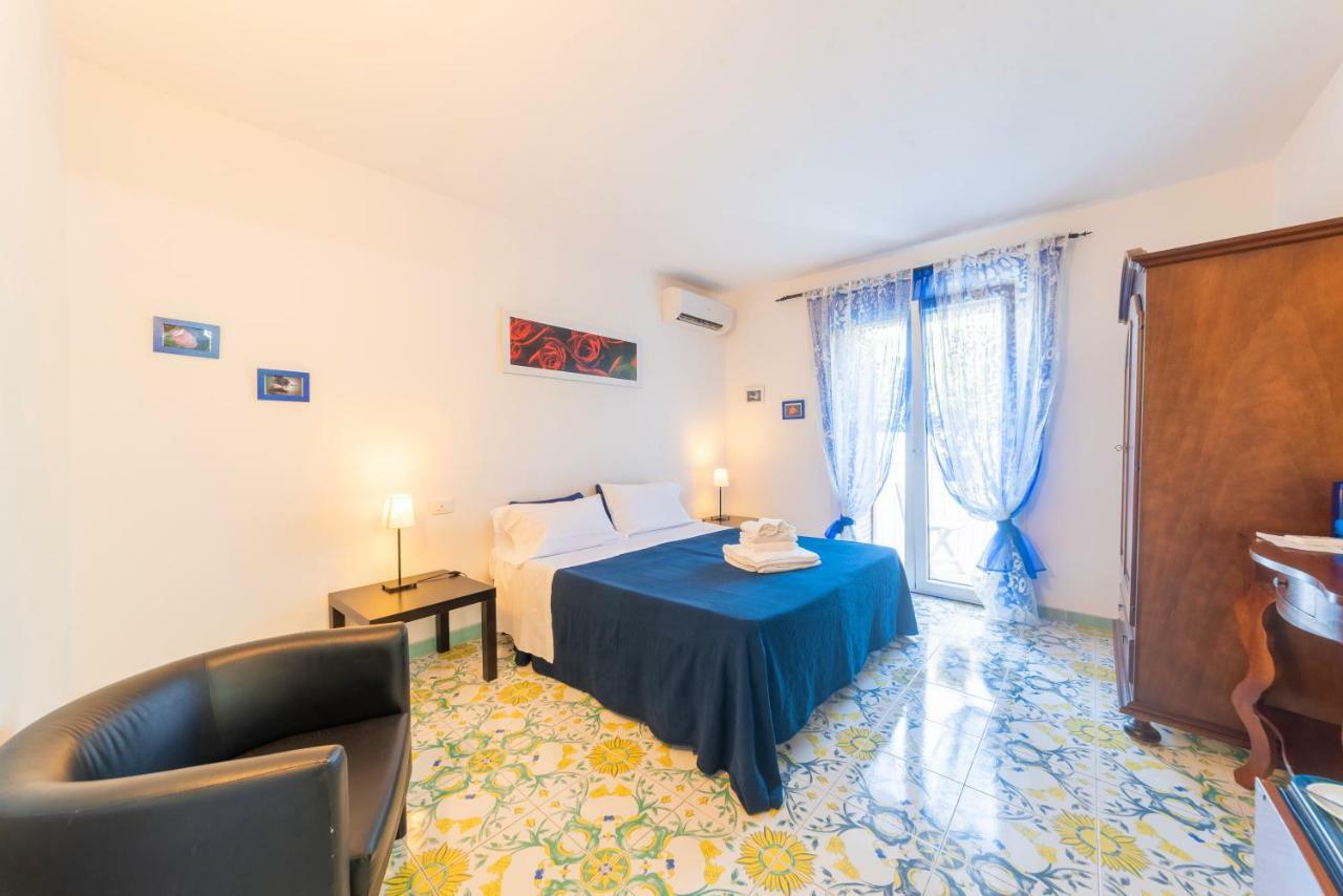 Maison Twentyfive Bed & Breakfast 2*